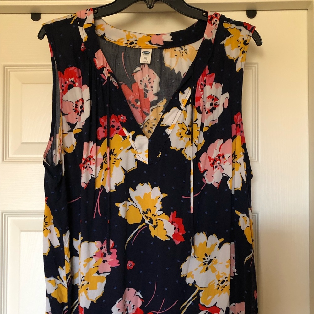 Navy Floral Top